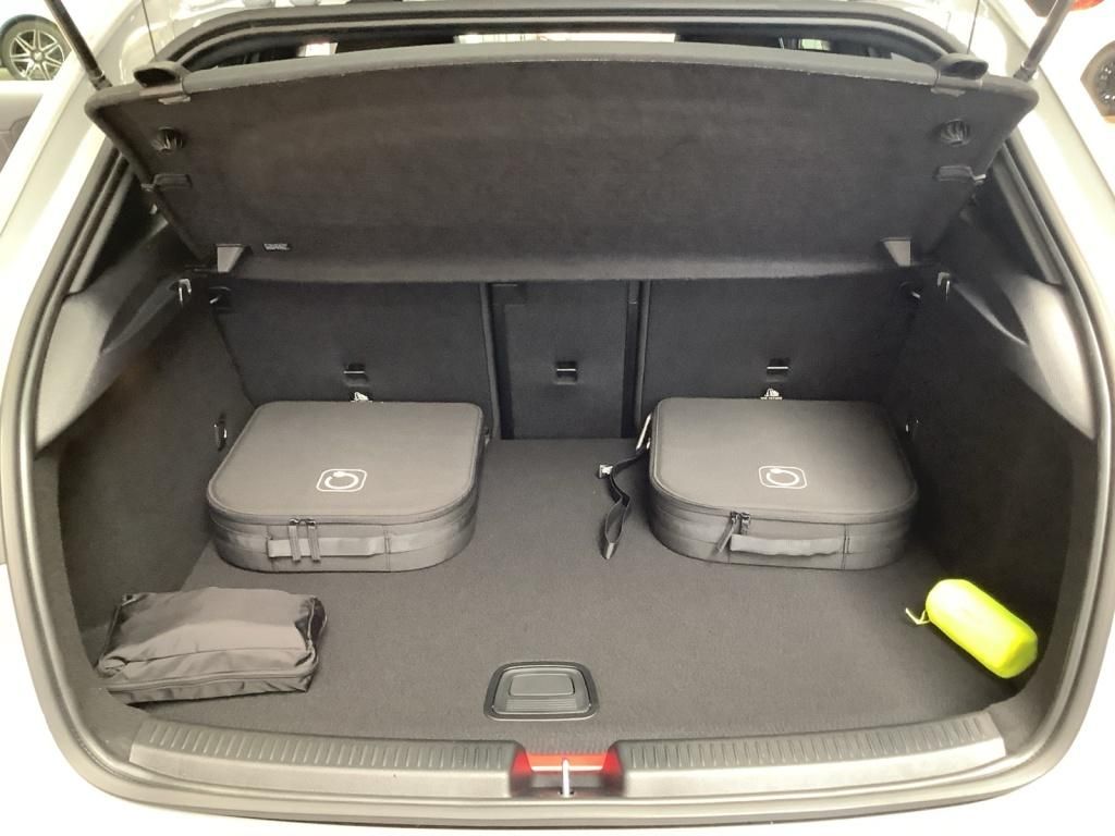 Mercedes-Benz A 250 2025