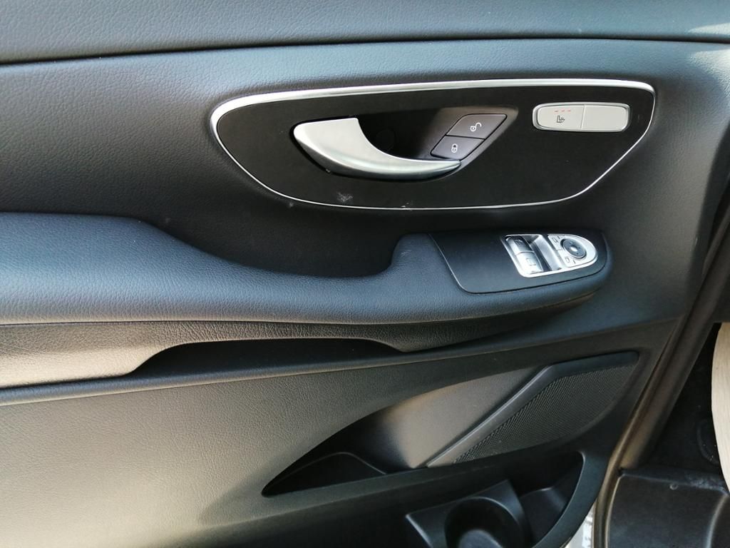 Mercedes-Benz EQV 2024