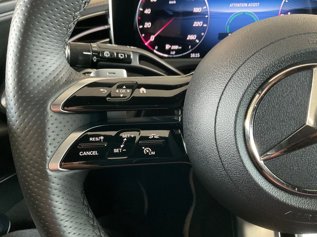 Mercedes-Benz E 220 2024