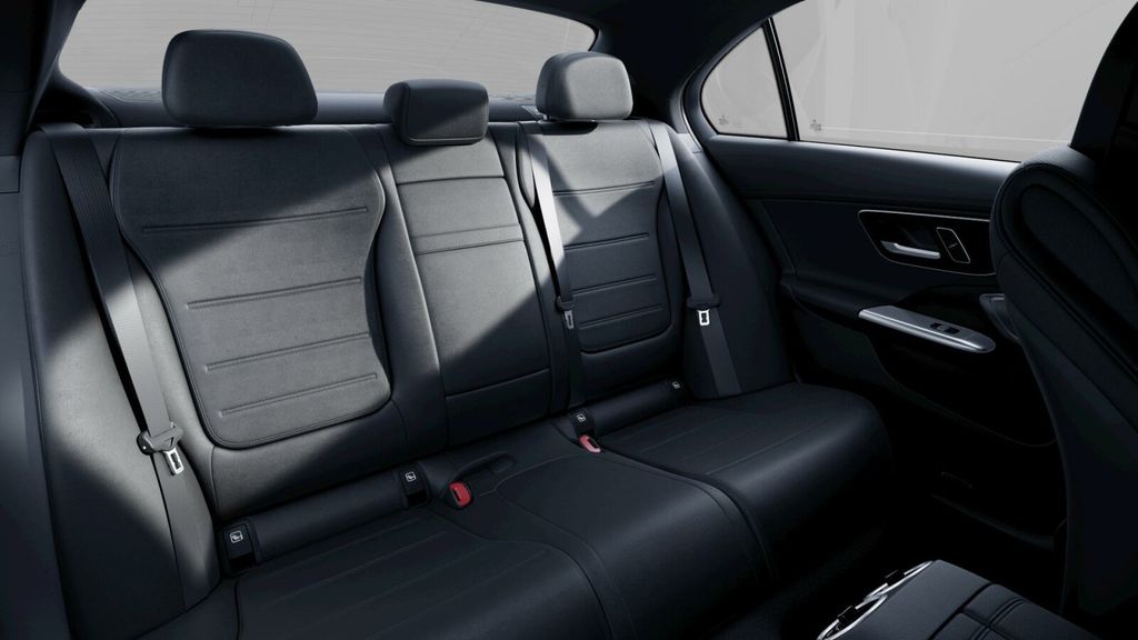 Mercedes-Benz C 220 2025