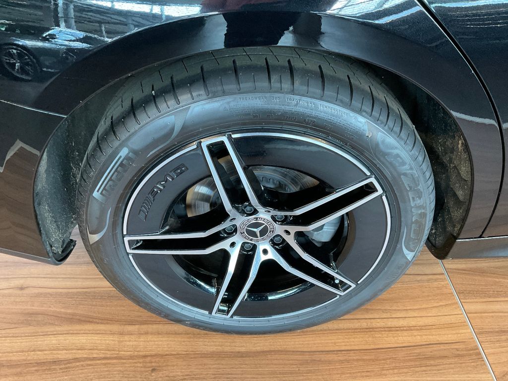 Mercedes-Benz E 220 2024