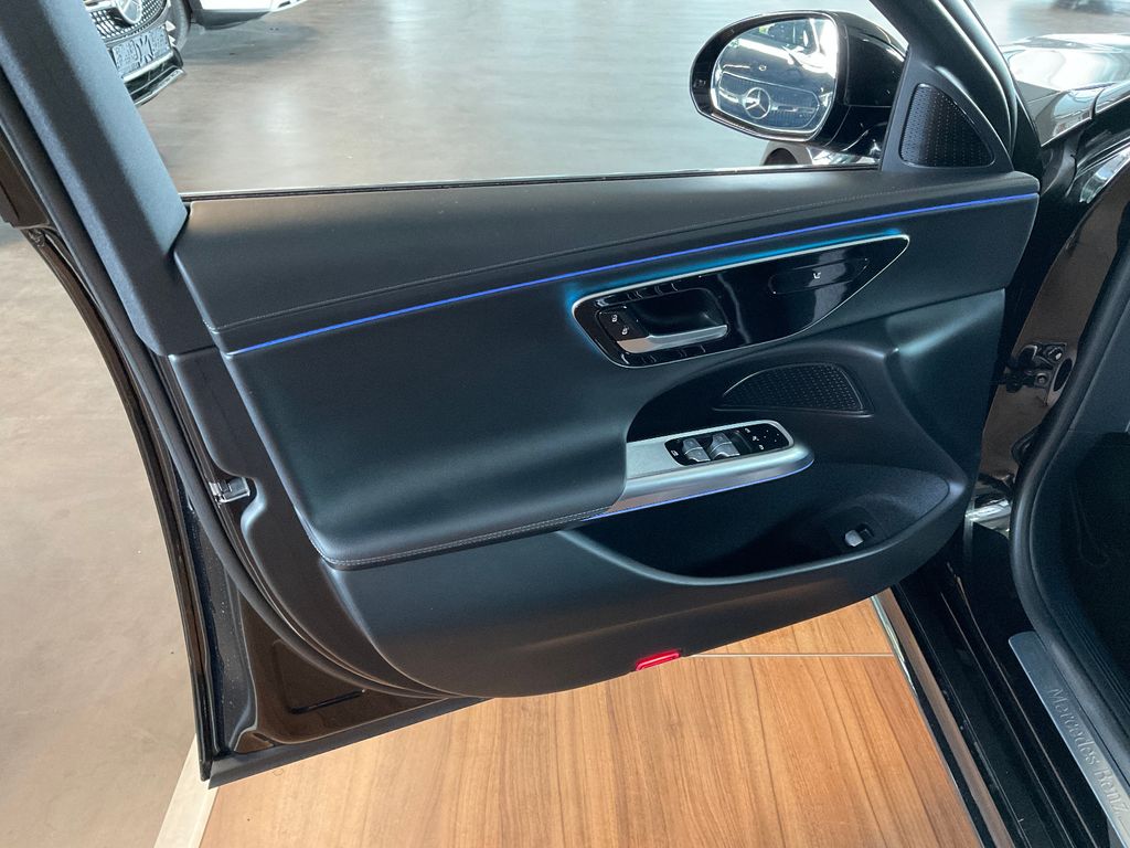 Mercedes-Benz E 220 2024