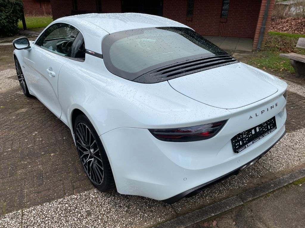 Alpine A110 2024