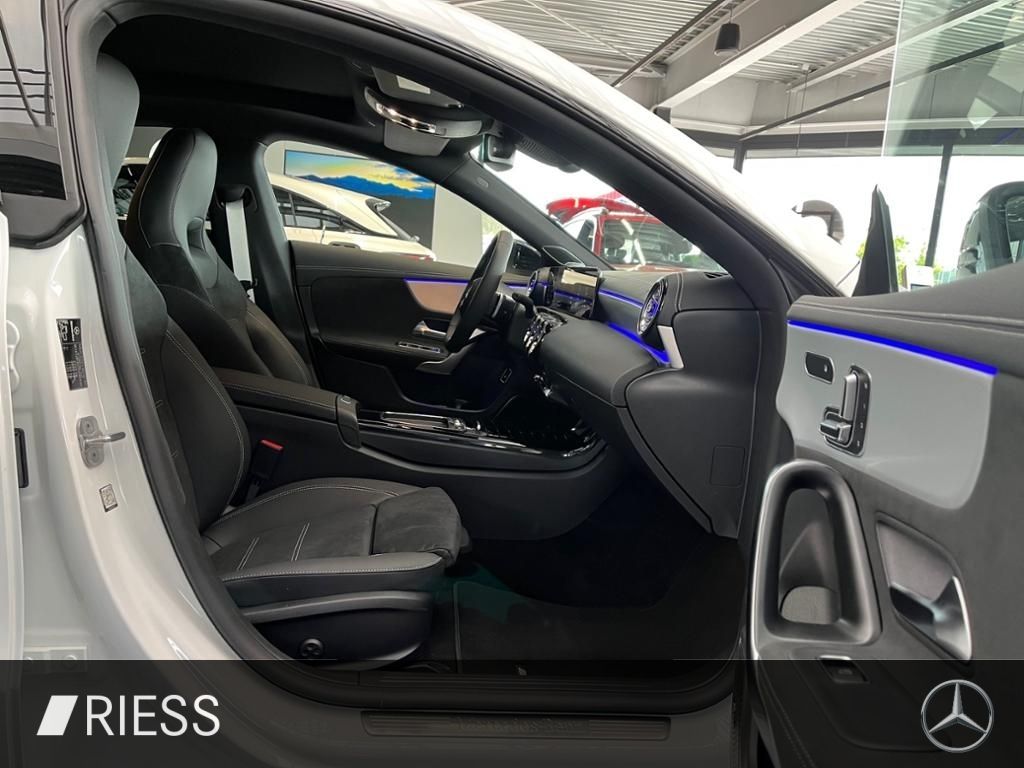 Mercedes-Benz CLA 250 2025