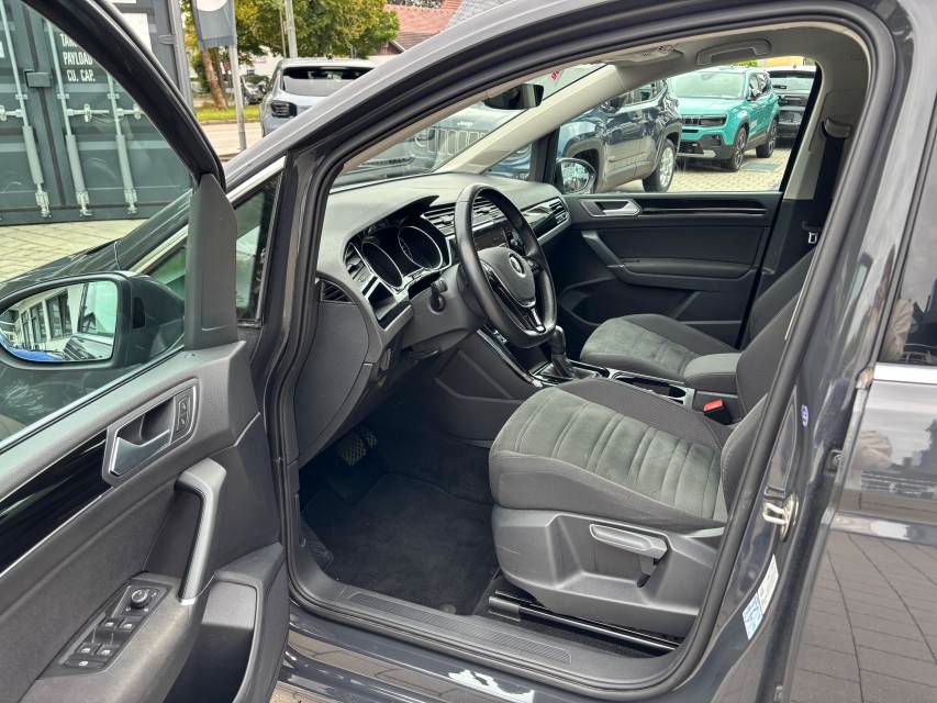 Volkswagen Touran 2021