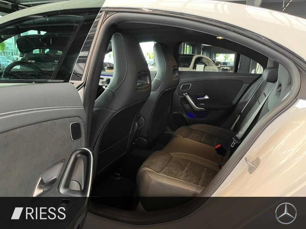 Mercedes-Benz CLA 250 2025