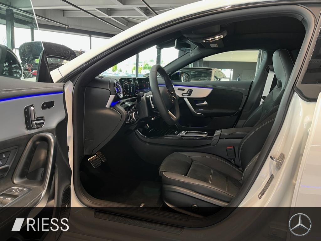 Mercedes-Benz CLA 250 2025