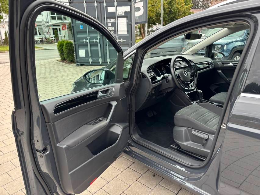 Volkswagen Touran 2021