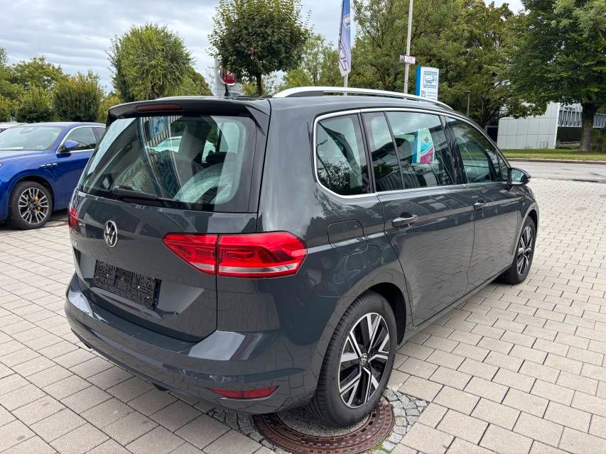 Volkswagen Touran 2021