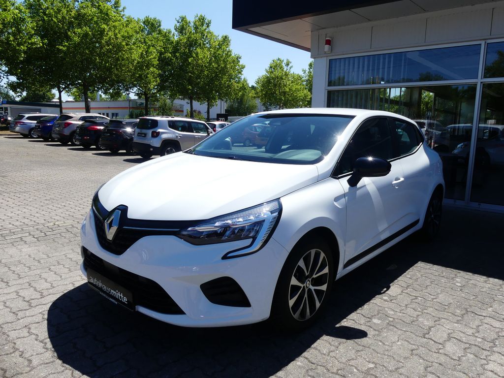 Renault Clio 2023