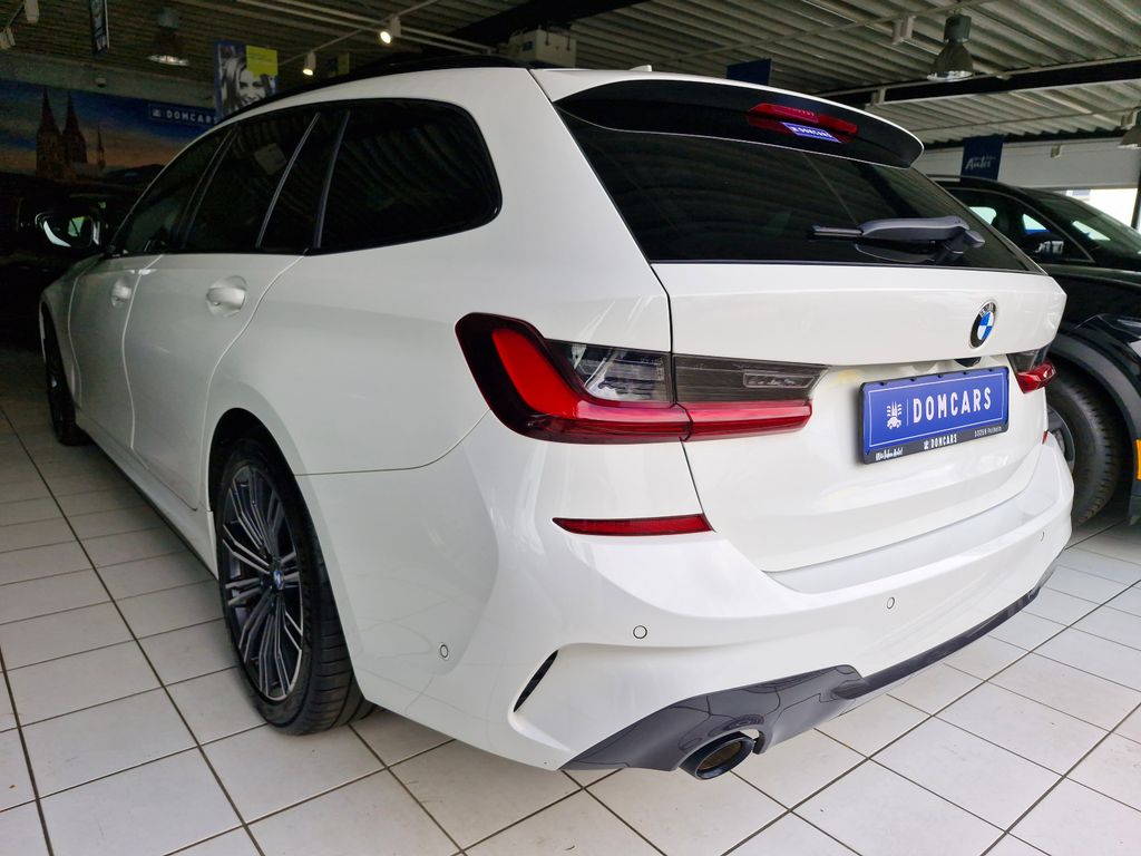 BMW 320 2022