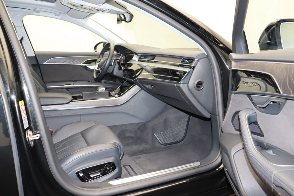 Audi A8 2023