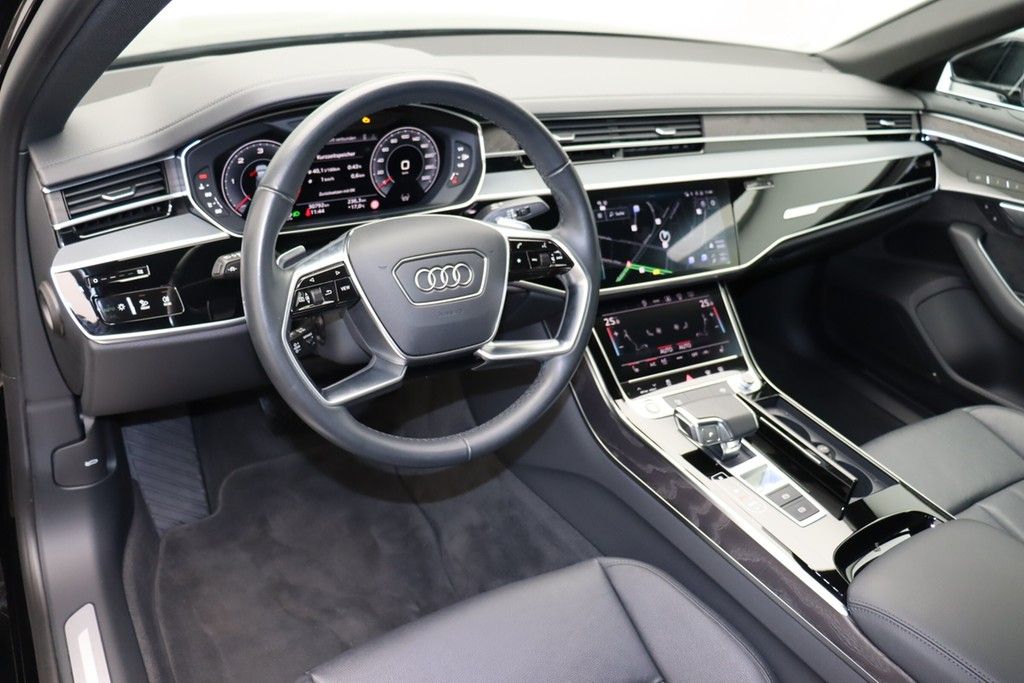 Audi A8 2023