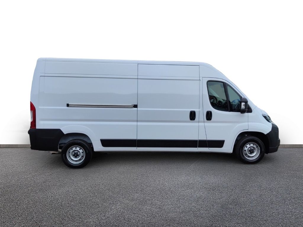 Opel Movano 2025