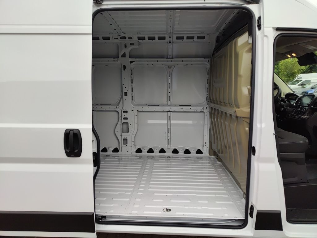 Opel Movano 2025