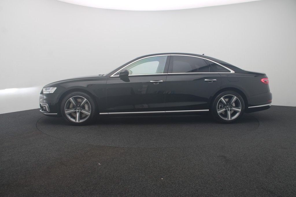 Audi A8 2023