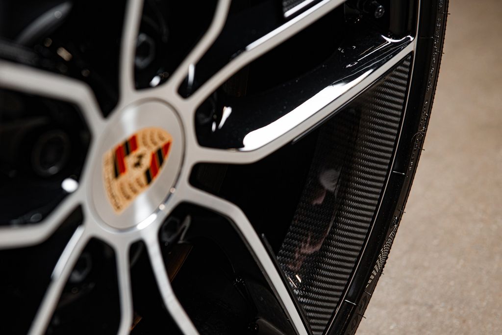 Porsche 992 2025