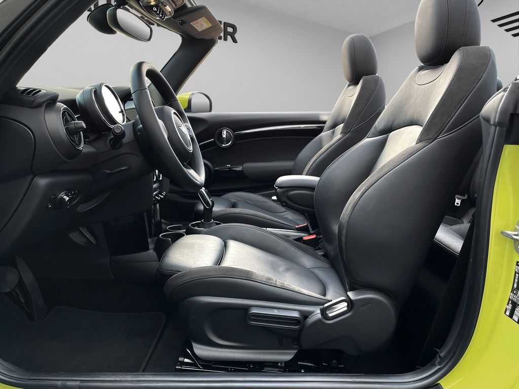 MINI Cooper Cabrio 2022