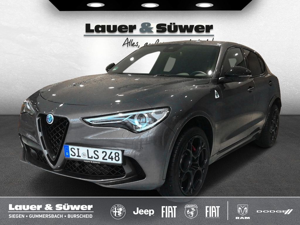 Alfa Romeo Stelvio 2023