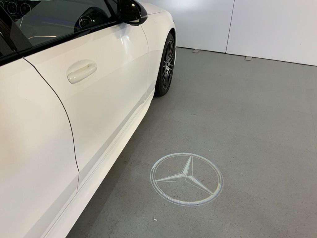Mercedes-Benz C 220 2025