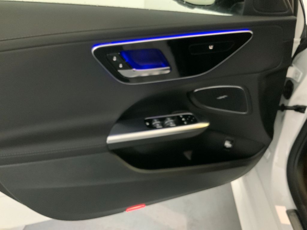 Mercedes-Benz C 220 2025