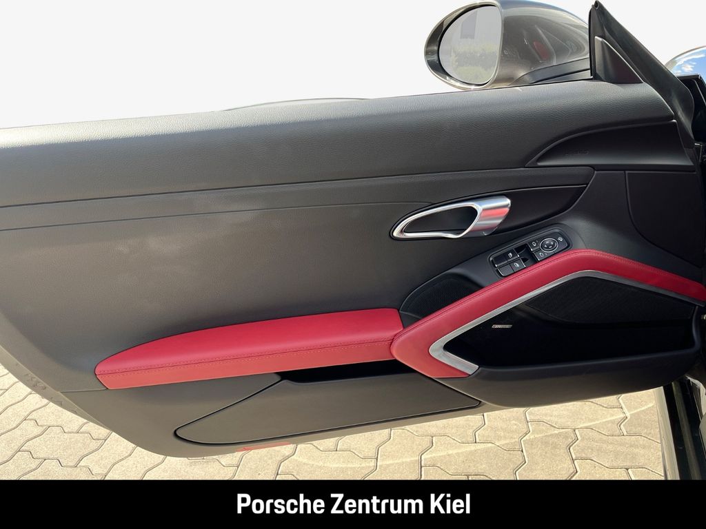 Porsche Boxster 2021