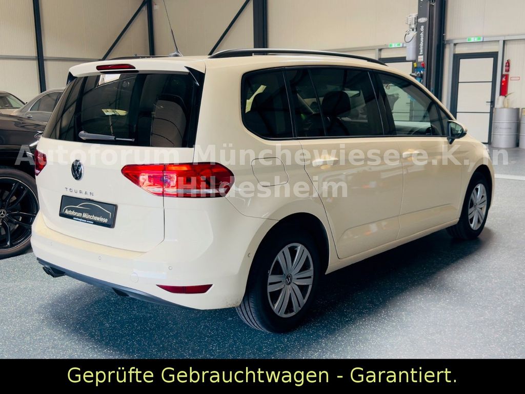 Volkswagen Touran 2024