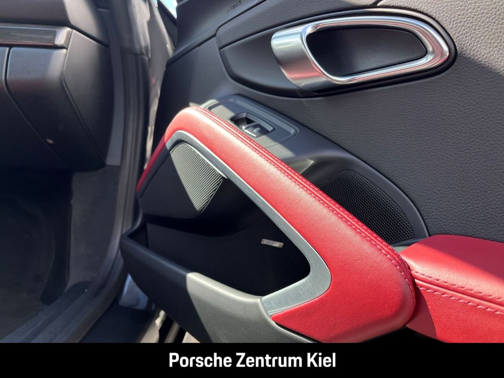 Porsche Boxster 2021