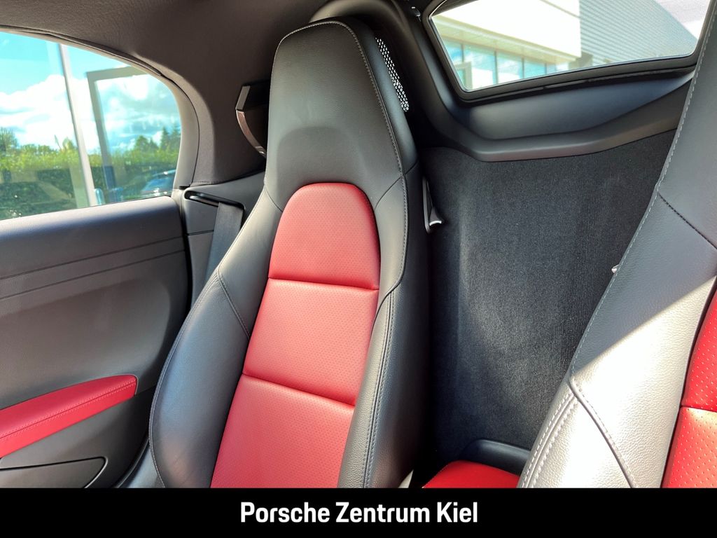 Porsche Boxster 2021