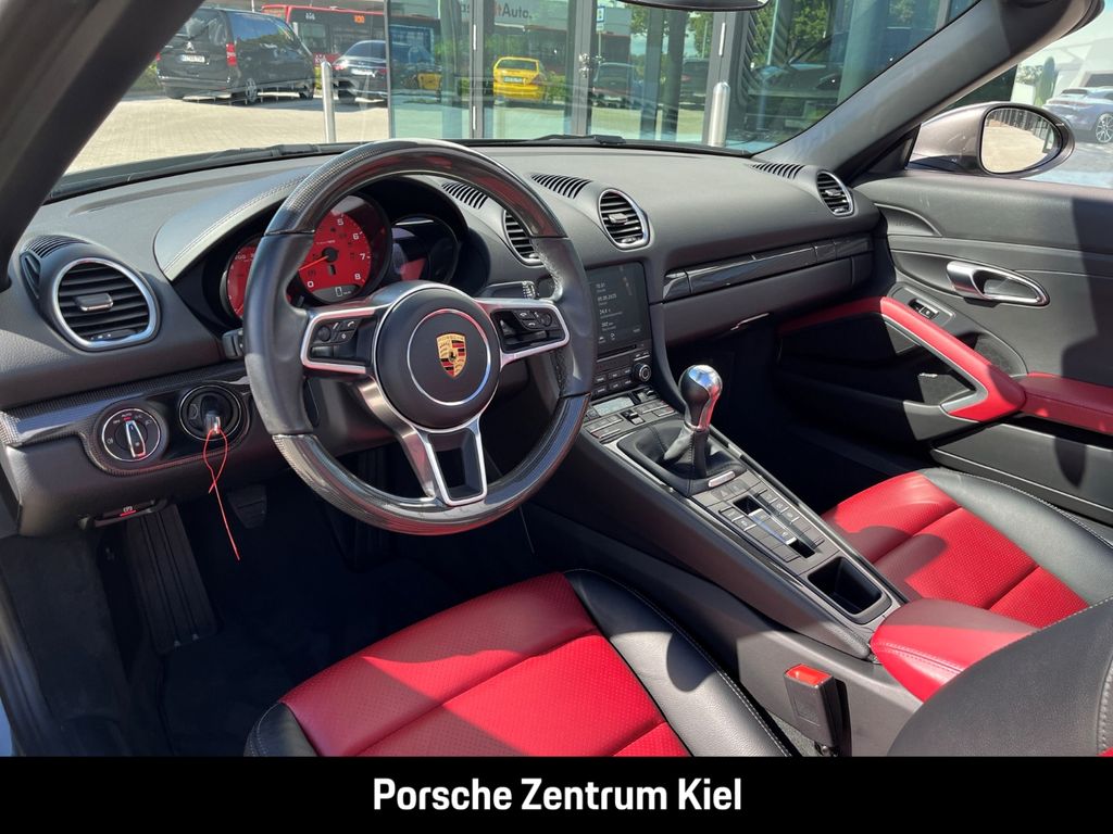 Porsche Boxster 2021