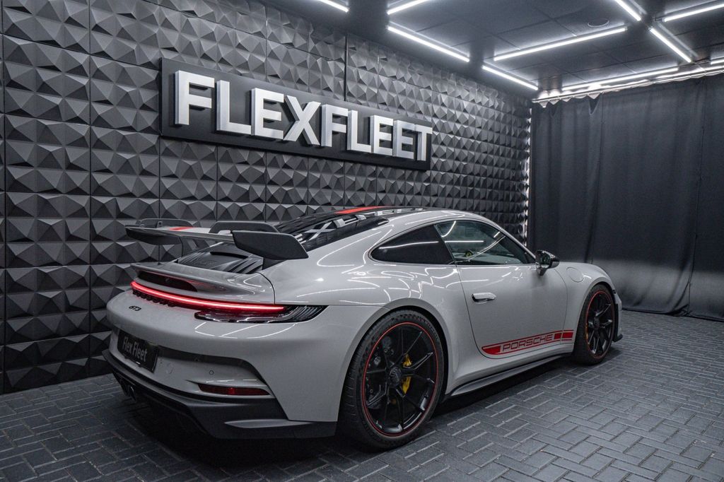Porsche 992 2024