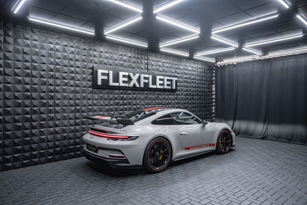 Porsche 992 2024