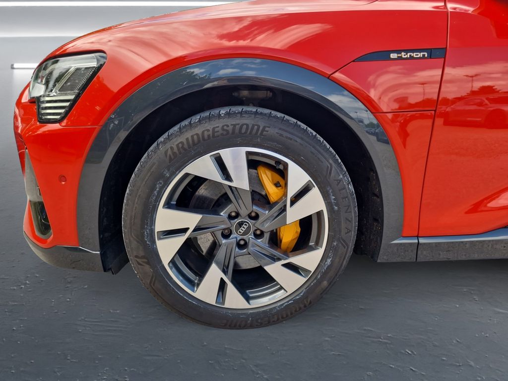 Audi e-tron 2021