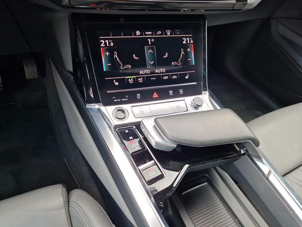 Audi e-tron 2021