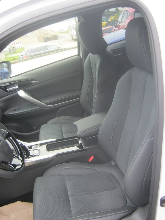 Mitsubishi Eclipse Cross 2024