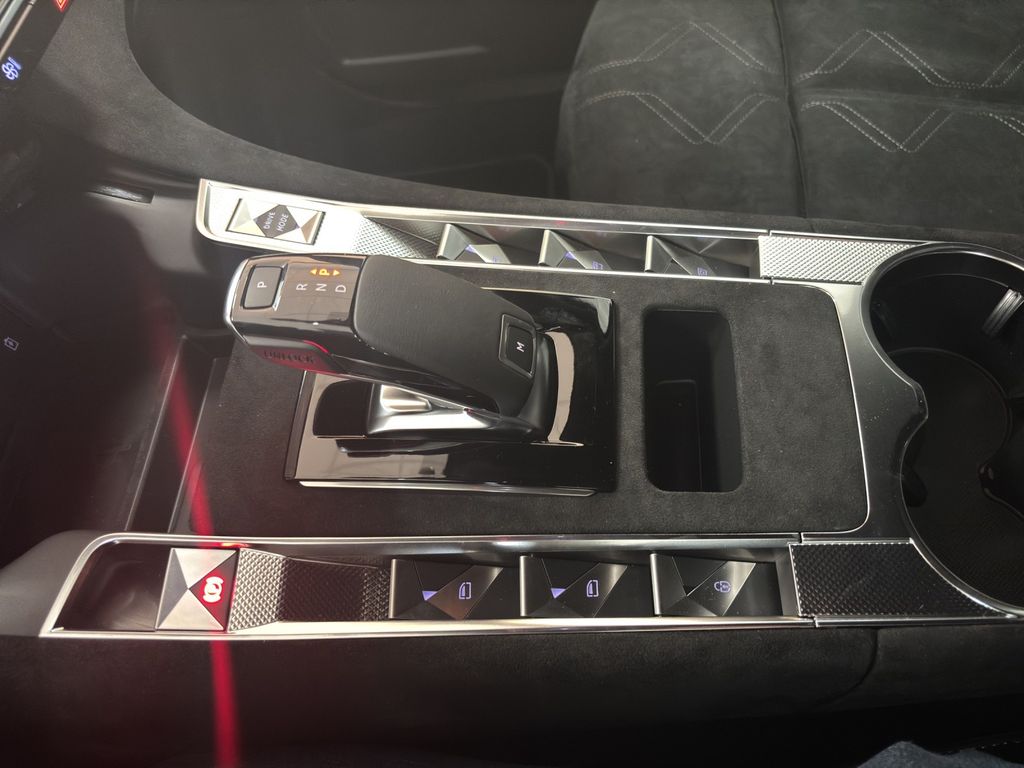 DS Automobiles DS7 (Crossback) 2025