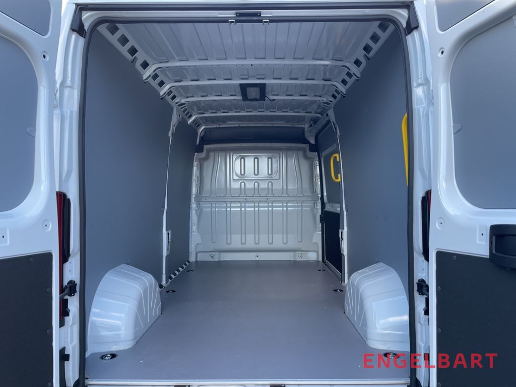Toyota Proace Max 2024