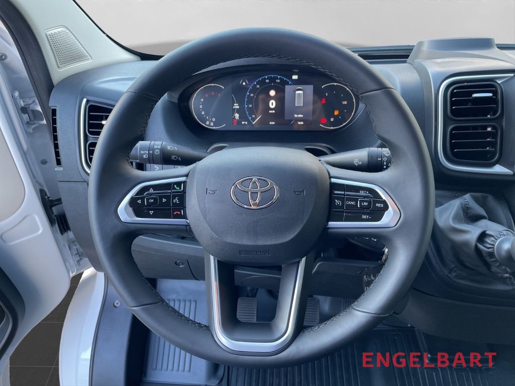 Toyota Proace Max 2024