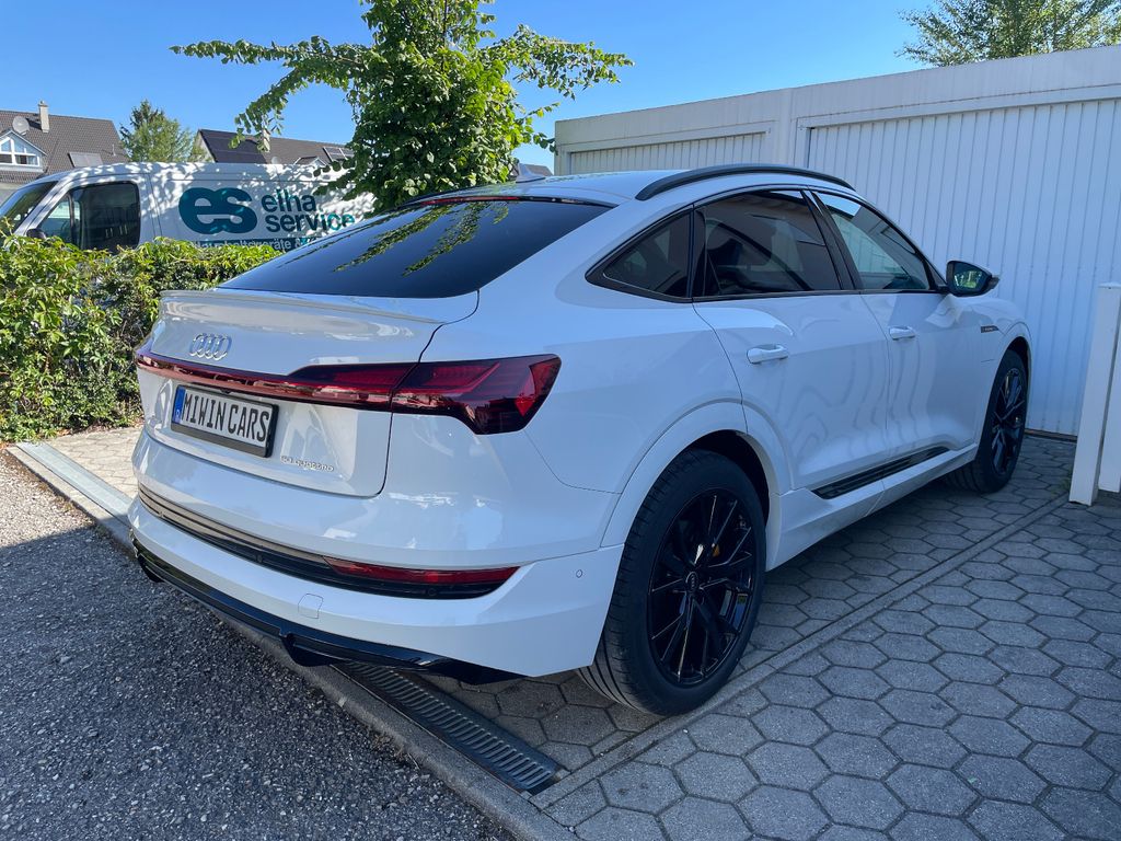 Audi e-tron 2022