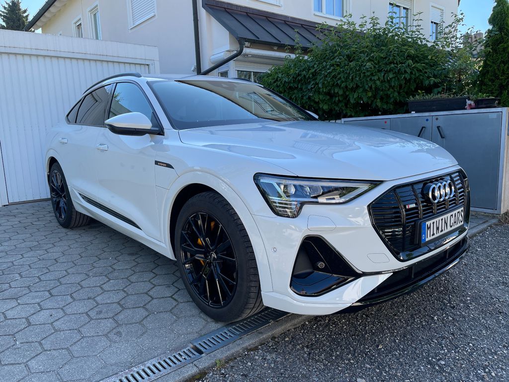 Audi e-tron 2022