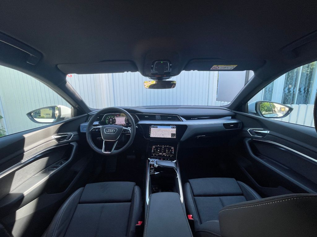 Audi e-tron 2022
