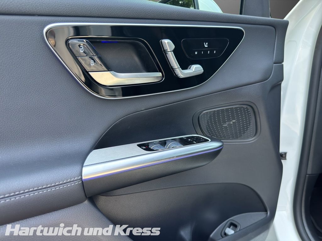 Mercedes-Benz GLC 300 2024