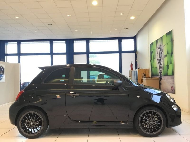 Abarth 595 2024