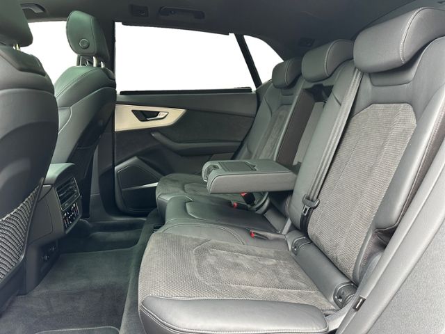 Audi SQ8 2022
