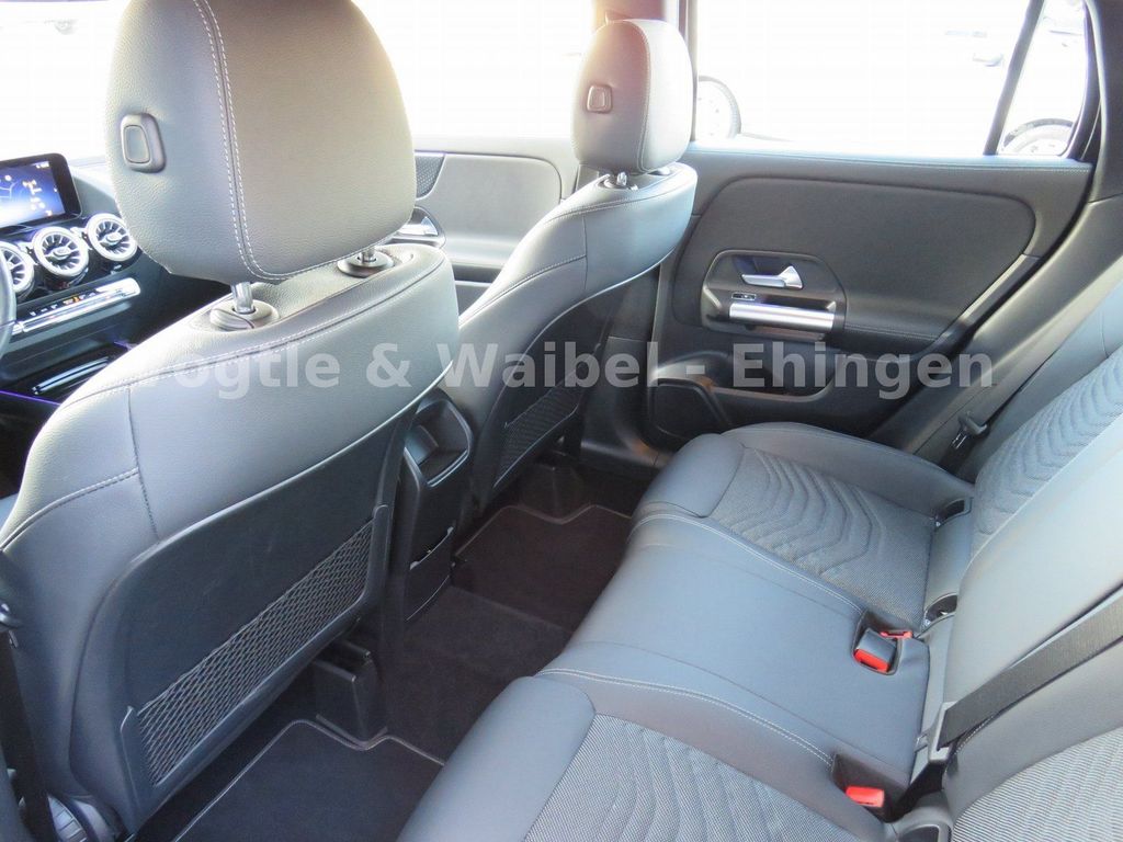 Mercedes-Benz GLA 220 2024