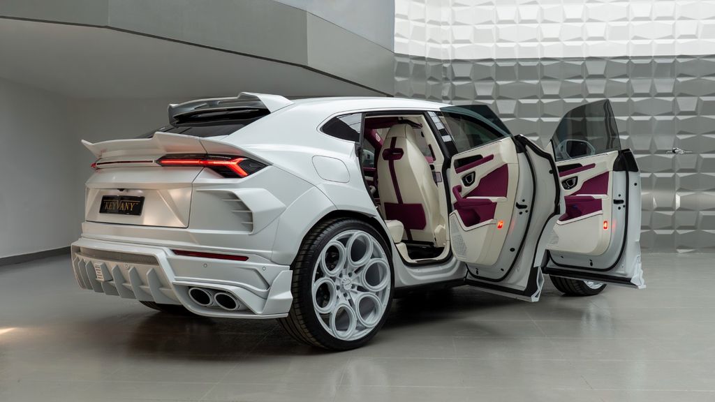 Lamborghini Urus 2024