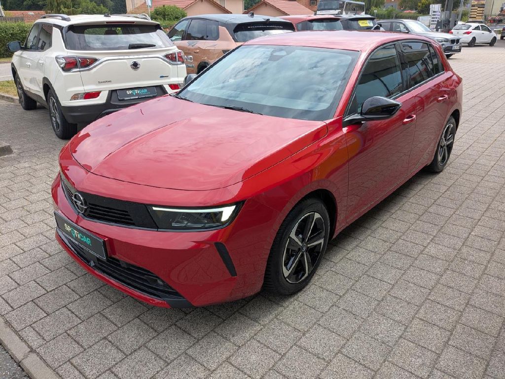 Opel Astra 2024