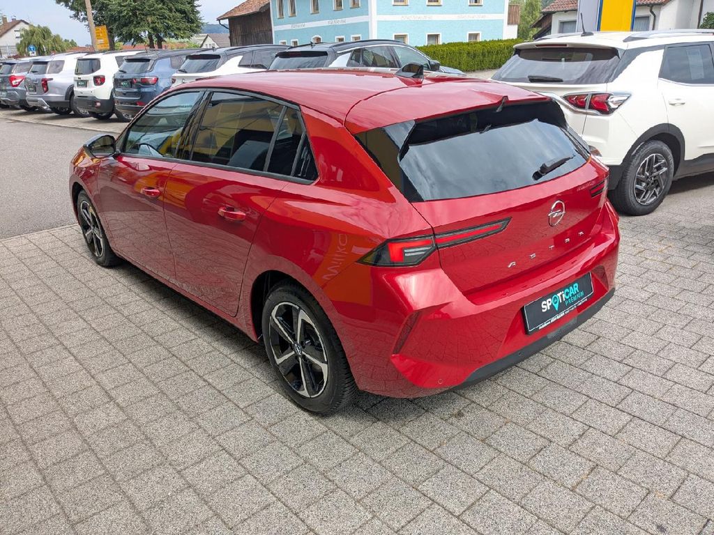 Opel Astra 2024