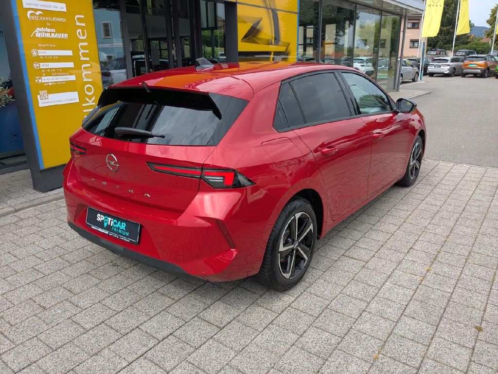 Opel Astra 2024