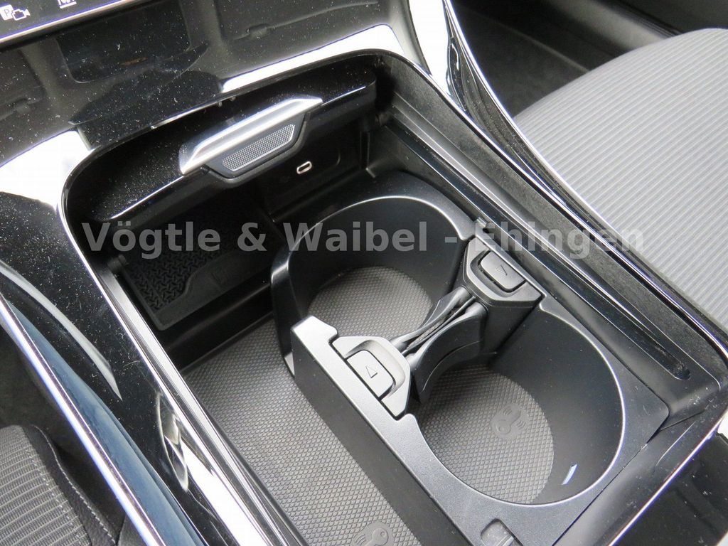 Mercedes-Benz C 220 2024